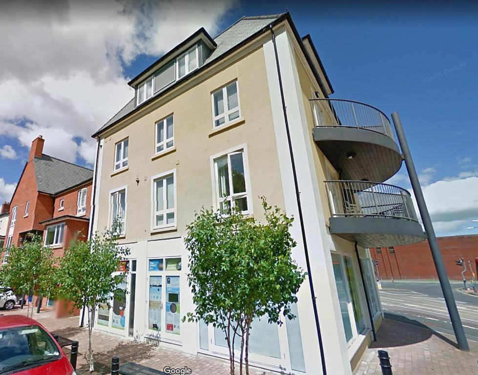 Ferienwohnung Urbanside Penthouse Yeovil Exterior foto